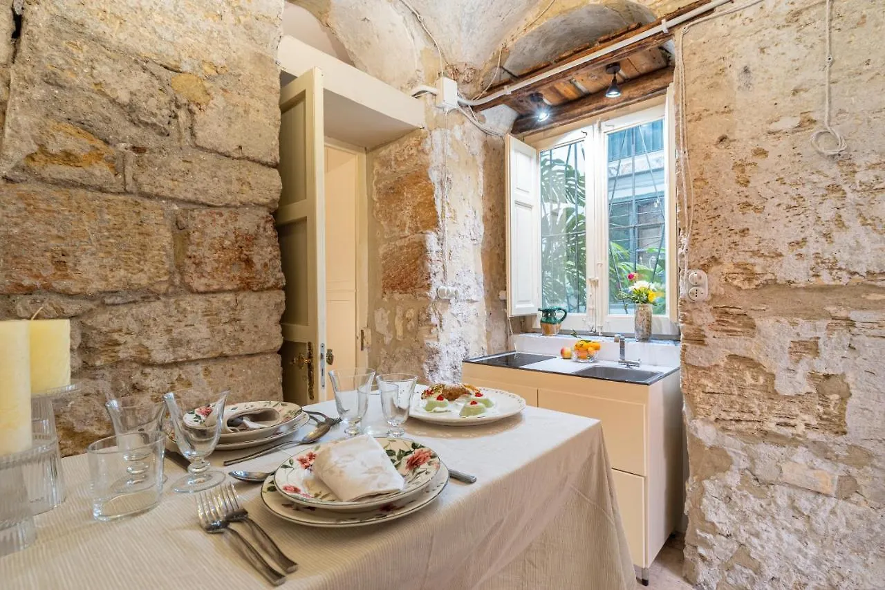 Suite Arke By Domusicily Palermo Italy